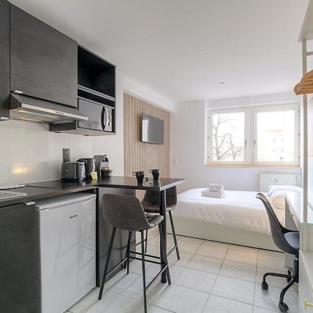 Cosy Ideal Deplacement Pro Wifi Tres Haut Debit Lyon Exteriör bild